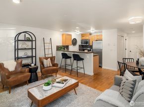 512 10th Avenue E 3, Seattle WA 98102