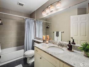 18501 SE Newport Way H236, Issaquah WA 98027