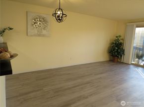 31003 14 Avenue S B10, Federal Way WA 98003