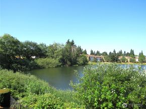 31003 14 Avenue S B10, Federal Way WA 98003