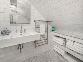 27704 Manzanita Beach Road SW, Vashon WA 98070