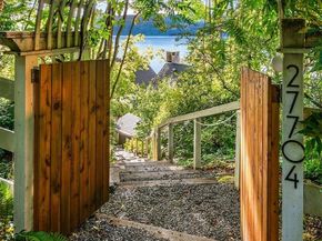 27704 Manzanita Beach Road SW, Vashon WA 98070