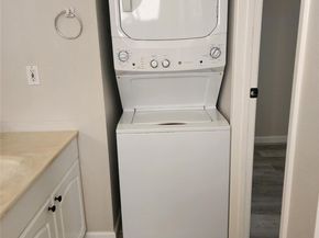 14510 124th Avenue NE 141B, Kirkland WA 98034