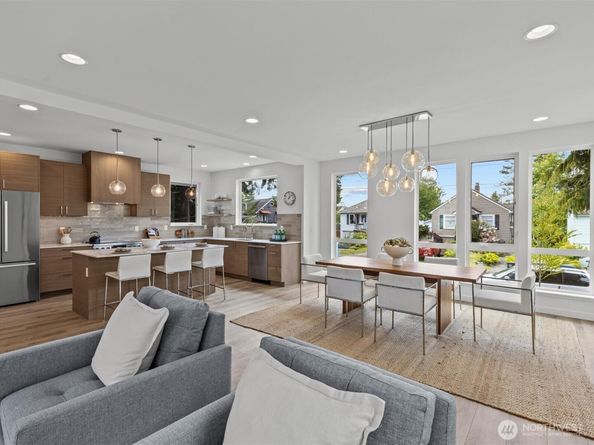 9015 Dibble Avenue NW, Seattle WA 98117