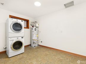 6534 34th Avenue NE A, Seattle WA 98115