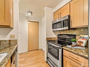 6960 California Avenue SW A106, Seattle WA 98126