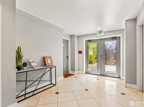 6960 California Avenue SW A106, Seattle WA 98126