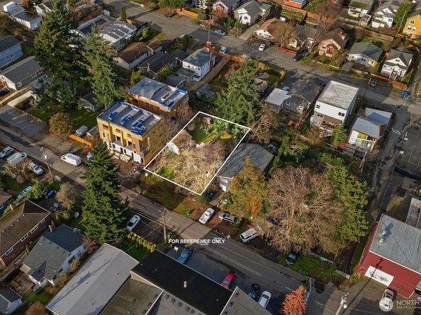 934 N 101st Street, Seattle WA 98133