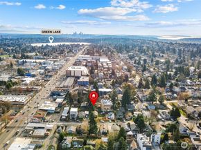 934 N 101st Street, Seattle WA 98133