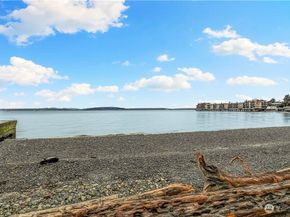4030 Beach Drive SW, Seattle WA 98116