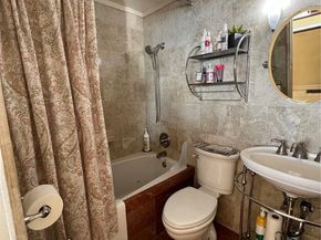 4030 Beach Drive SW, Seattle WA 98116