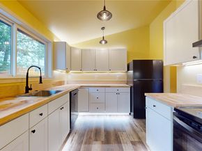 21246 15th Avenue S, Des Moines WA 98198