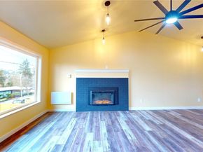 21246 15th Avenue S, Des Moines WA 98198