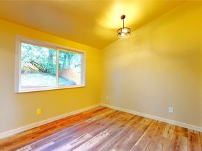 21246 15th Avenue S, Des Moines WA 98198