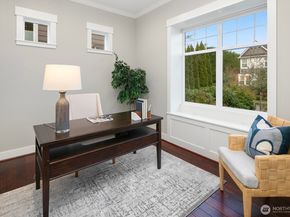 3048 39th Avenue W, Seattle WA 98199