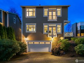 3048 39th Avenue W, Seattle WA 98199