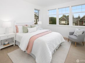 3048 39th Avenue W, Seattle WA 98199