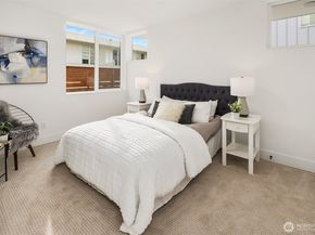 723 18th Avenue, Seattle WA 98122