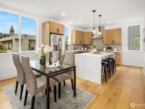 723 18th Avenue, Seattle WA 98122