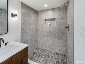 817 26th Avenue, Seattle WA 98122