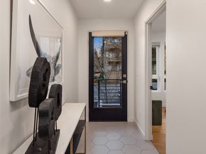 9709 Roosevelt Way NE A, Seattle WA 98115