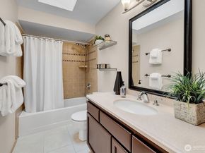 10825 NE 62nd Street, Kirkland WA 98033