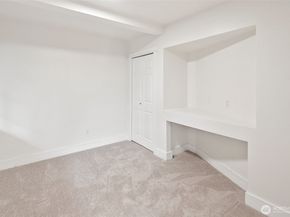 10723 24th Avenue NE, Seattle WA 98125