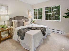 10723 24th Avenue NE, Seattle WA 98125