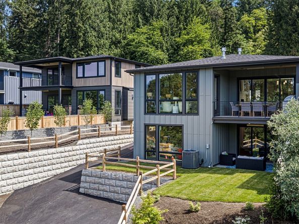 4322 102nd Court NE, Kirkland WA 98033