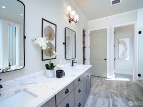 4322 102nd Court NE, Kirkland WA 98033