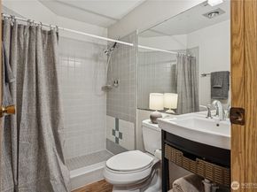 700 N 160th Street A110, Shoreline WA 98133