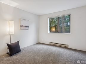 700 N 160th Street A110, Shoreline WA 98133