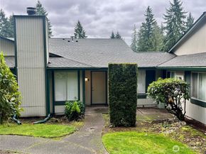 526 S 323rd Place 11F, Federal Way WA 98003
