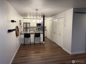 526 S 323rd Place 11F, Federal Way WA 98003