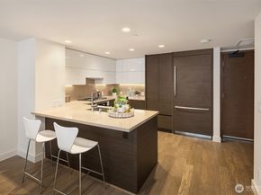 588 Bell Street 214S, Seattle WA 98121