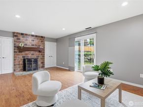 2713 NE 23rd Place, Renton WA 98056