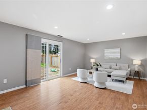 2713 NE 23rd Place, Renton WA 98056