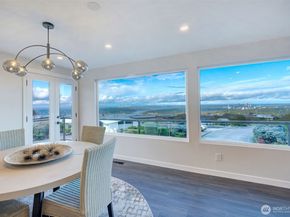 13901 Somerset Lane SE, Bellevue WA 98006