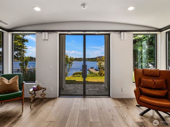 4014 E Mercer Way, Mercer Island WA 98040