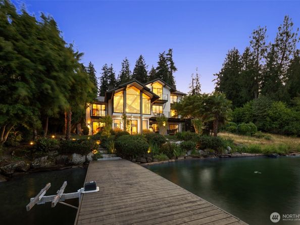 4014 E Mercer Way, Mercer Island WA 98040