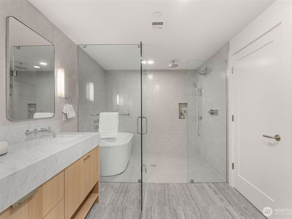 238 4th Avenue 200, Kirkland WA 98033