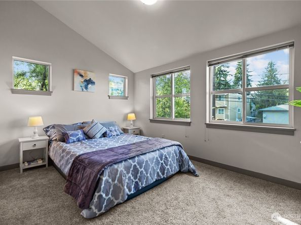 923 N 85Th Street A, Seattle WA 98103