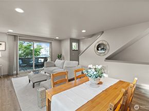 923 N 85Th Street A, Seattle WA 98103