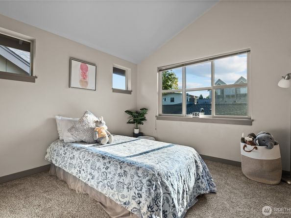 923 N 85Th Street A, Seattle WA 98103