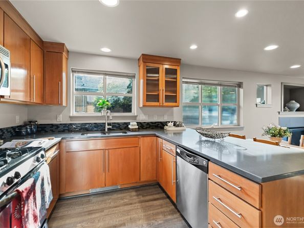 923 N 85Th Street A, Seattle WA 98103
