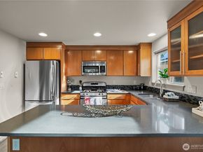 923 N 85Th Street A, Seattle WA 98103