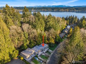 16932 NE 2nd Place, Bellevue WA 98008