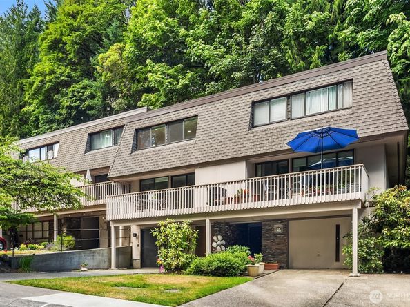 16932 NE 2nd Place, Bellevue WA 98008