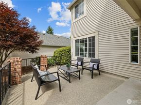 10909 Avondale Road NE K141, Redmond WA 98052