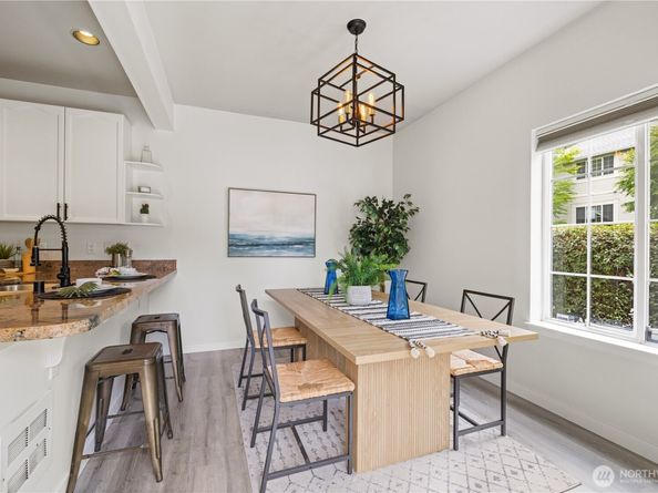 10909 Avondale Road NE K141, Redmond WA 98052